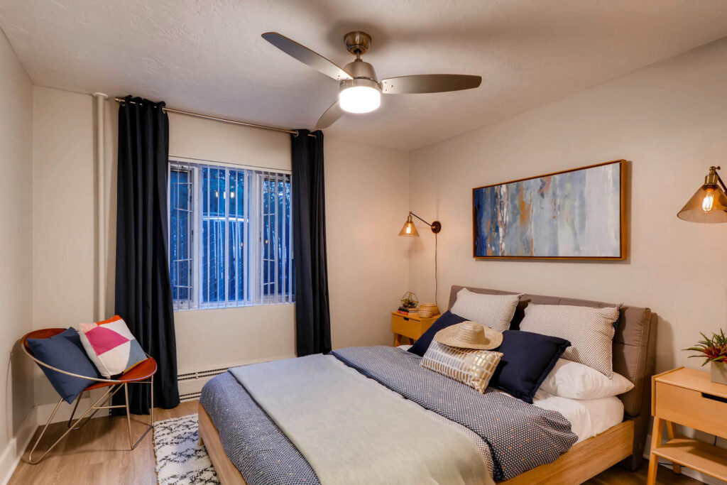 Bedroom with ceiling fan